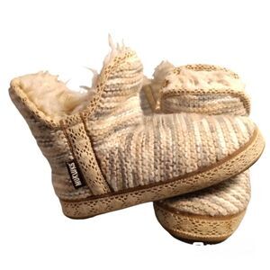 Muckluks Legendary Whitetail Cozy Cabin Fur Lined Bootie House shoe S 4-6